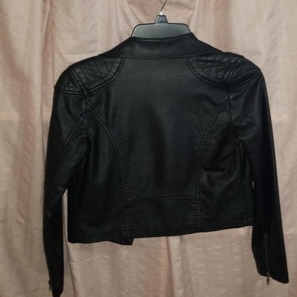 Jacket - Picture 2 of 4